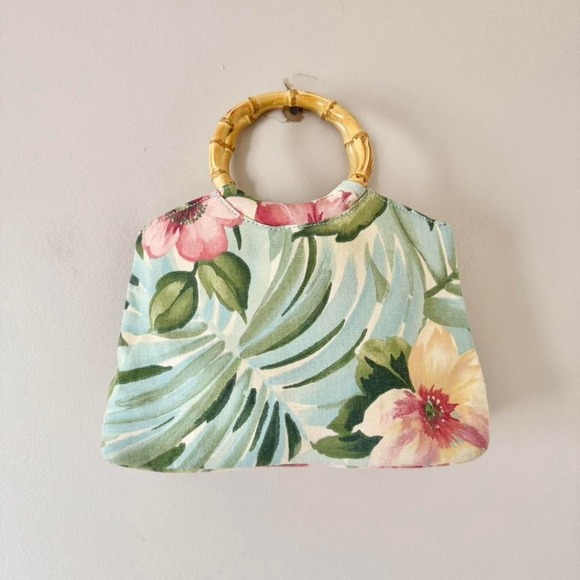 Handbags - Vintage tropical purse with bamboo handle canvas flower resort beach hawaii